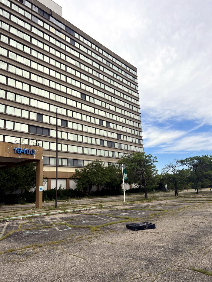 Michigan Inn - July 23 2022 (newer photo)